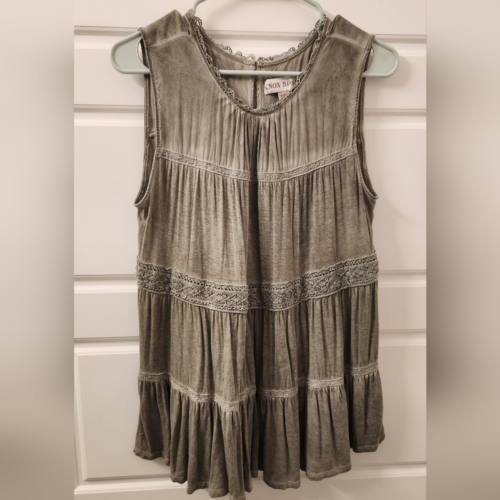 Knox Rose Army Green Sleeveless Tunic Top